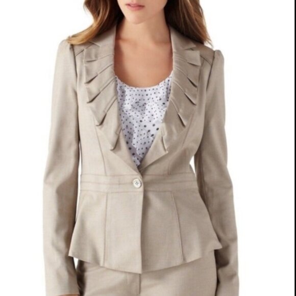 WHITE House/Black Market Birdseye Scalloped Fawn Blazer - Picture 1 of 7